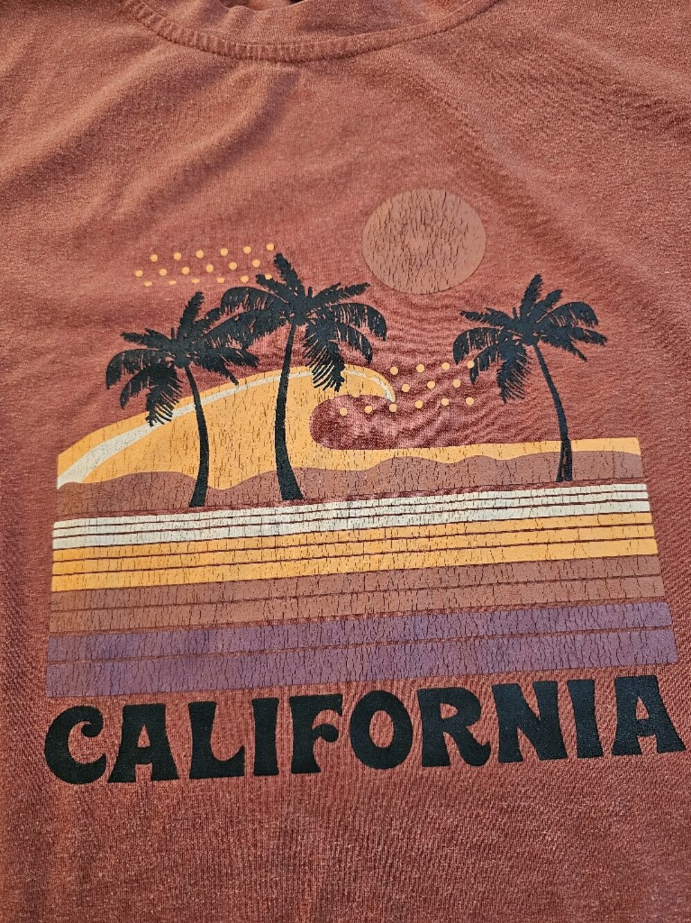ROMWE Rust Red California Graphic Tee - Picture 2 of 7